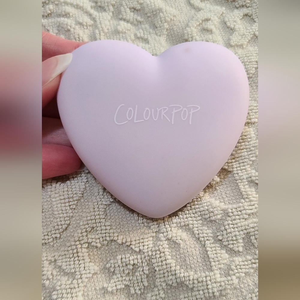 Colourpop highlighter 'In My Feels'